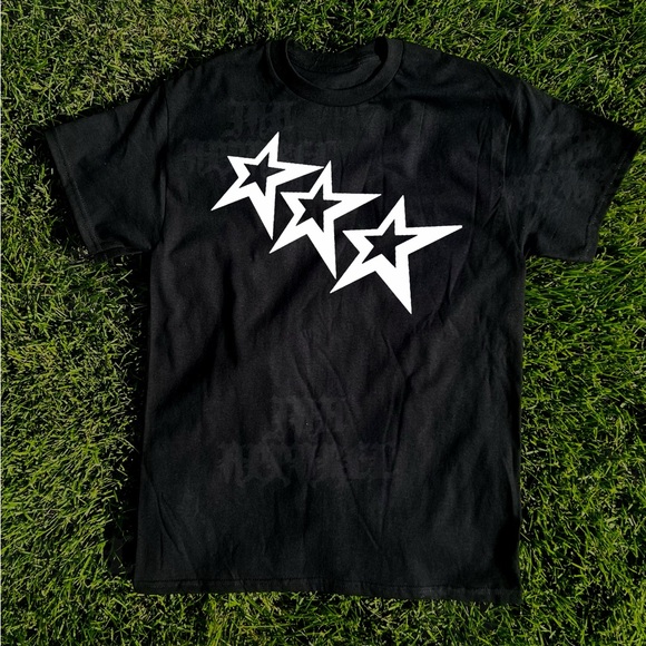 3 Star Shirt - Picture 1 of 3
